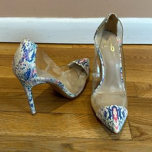 BRAND NEW Mix No. 6- Size 7.5.Multicolor toe, back & heel with clear topline.